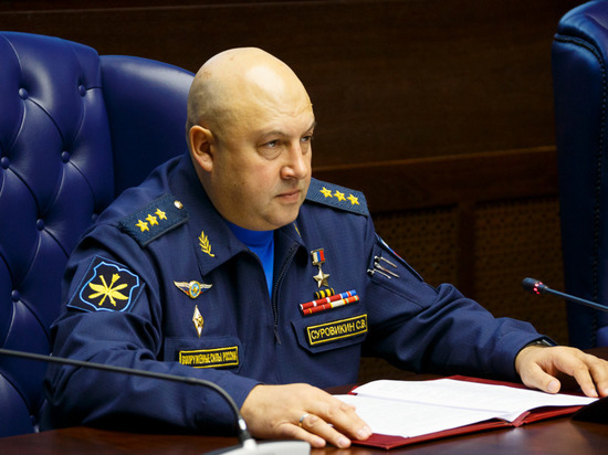 Bloomberg: Суровикин готовит новое наступление на Украину