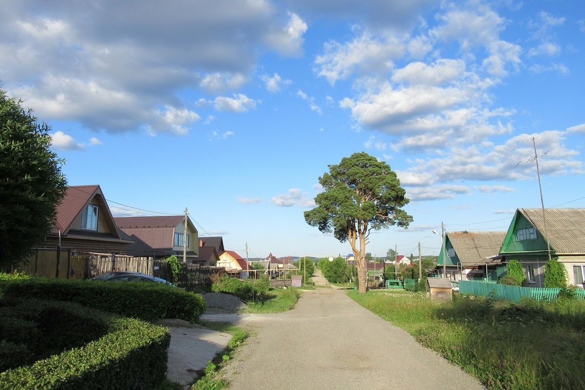 фото село свердловское