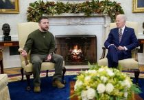 Одежда лидера Украины, в которой он прибыл на встречу с президентом США Джо Байденом, вызвала у читателей CNN в Твиттере бурю эмоций - от недоумения до негодования