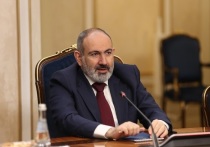 Премьер-министр Армении Никол Пашинян заявил на заседании правительства в четверг, что Ереван передал Баку свои предложения по мирному соглашению выразил готовность подписать его в представленном виде
