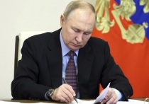 Президент РФ Владимир Путин свои указом удовлетворил заявление бизнесмена Рубена Варданяна о выходе из российского гражданства