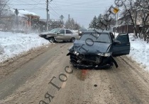 Накануне, утром 21 декабря, на улице Нестерова города Тулы, 47-летний мужчина за рулём автомобиля марки "Chery A15" не пропустил "ВАЗ 211440"