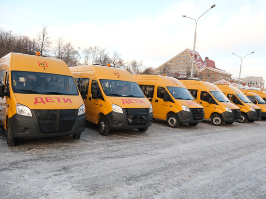 Еще 47 прикамских школ получили новые автобусы для подвоза детей