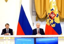 Президент России Владимир Путин на заседании Государственного совета по молодежной политике сообщил, что в этом году не будет традиционного новогоднего приема в Кремле