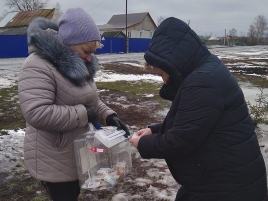 Жители Первомайского района продолжают помогать участникам СВО