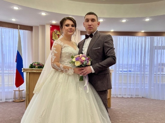 В красивую дату 22 декабря в Белгородской области поженились 73 пары