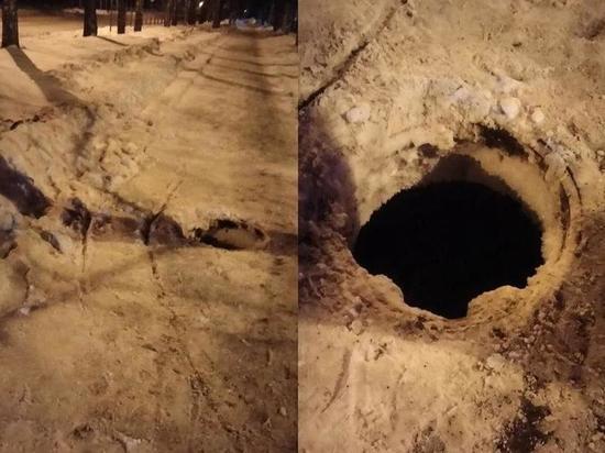 Таксист вернул с того света упавшего в открытый люк новосибирца