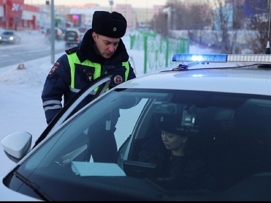 В Салехарде любителя пьяной езды лишили свободы и автоправ