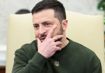 Владимир Зеленский регулярно записывает видеообращения