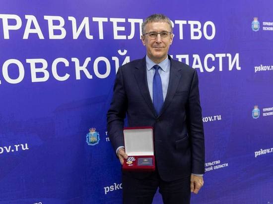 Замгубернатора Василий Осипов покидает должность и возвращается в Санкт-Петербург