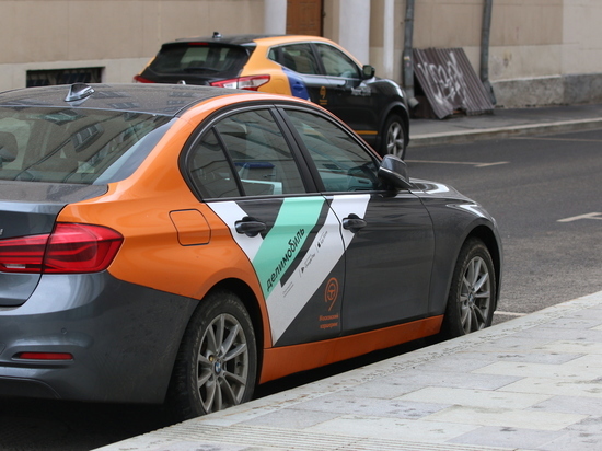 Подросток из Химок угнал автомобиль каршеринга и спровоцировал аварию