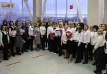 Глава городского округа Серпухов Сергей Никитенко поздравил коллектив МФЦ муниципалитета с Днём рождения