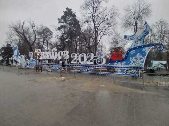 В Тамбове у входа в парк культуры завершили установку инсталляции с конём