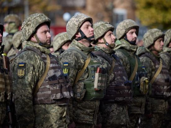 Генерал США Маккеффри: ВСУ несут огромные потери и находятся в великой  опасности - МК