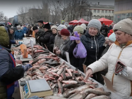 Предновогодняя ярмарка прошла в Луганске