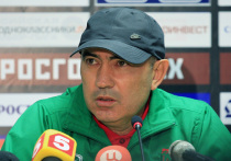Футбольный клуб "Сочи" официально объявил о назначении Курбана Бердыева на пост главного тренера