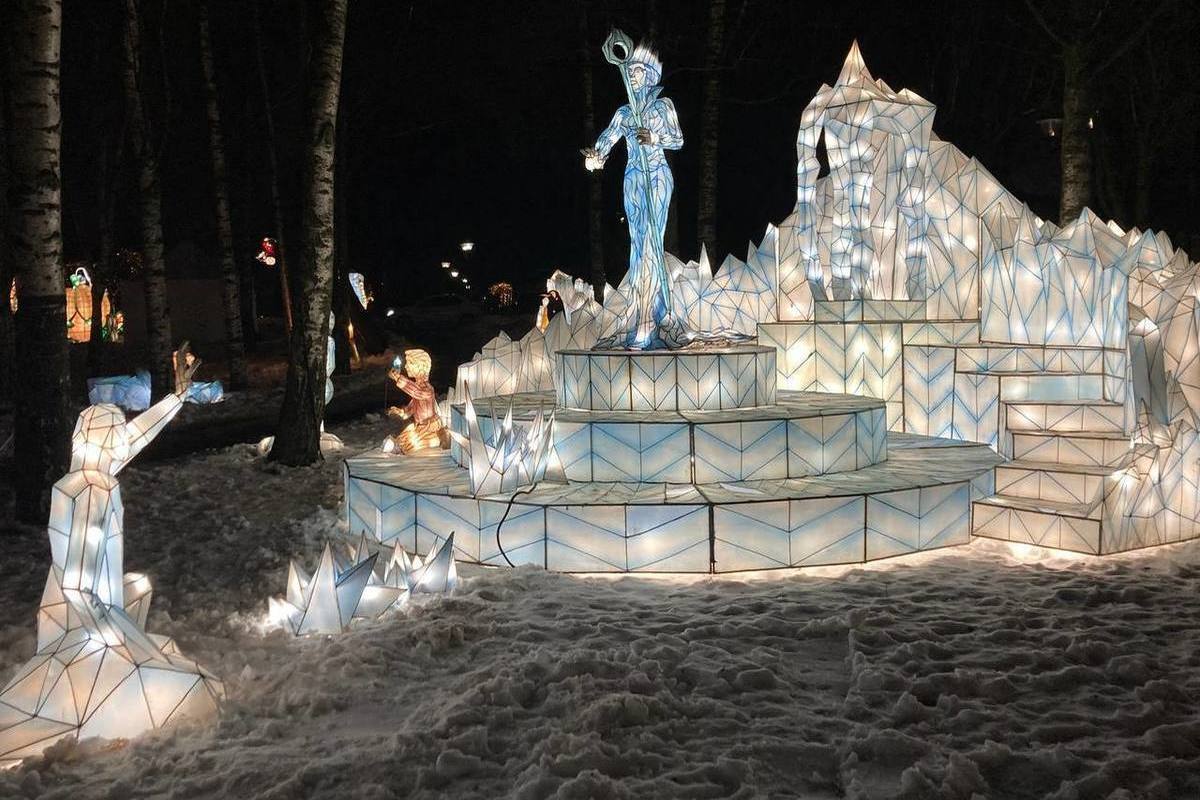 Парк фонарей «Тайны сказочных огней» открыт для псковичей - МК Псков