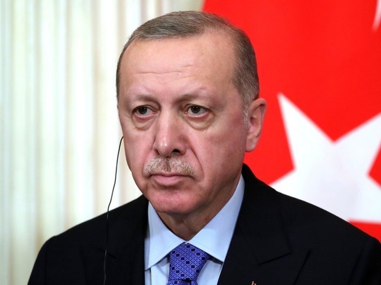 Эрдоган заявил, что Запад не пытался стать посредником в украинском конфликте