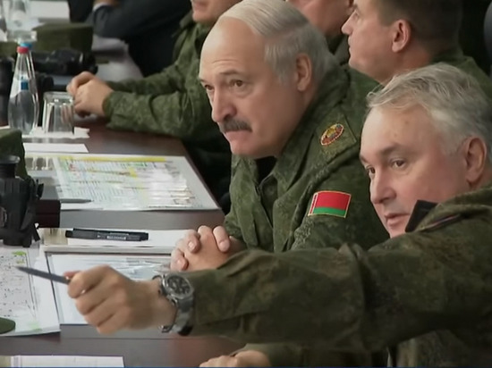 Белорусские военные рассказали о подготовке экипажей самолетов со спецбоеприпасами