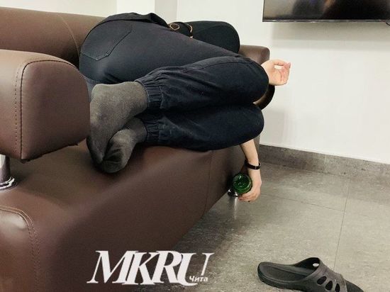 Идеальная закуска под алкоголь — бутерброд с красной икрой