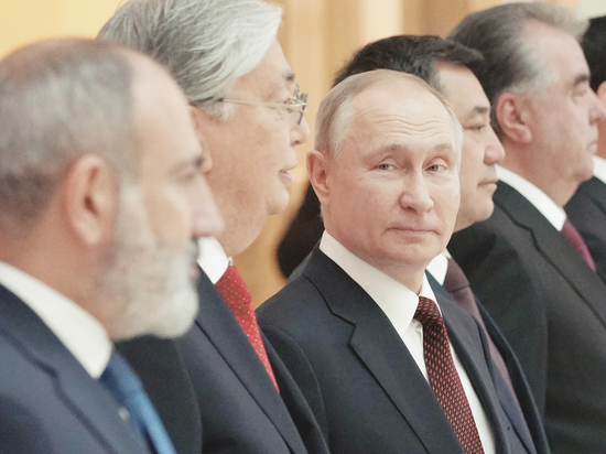 quot;Настроение среднееquot кроме Путина на саммите СНГ публично выступил только Токаев