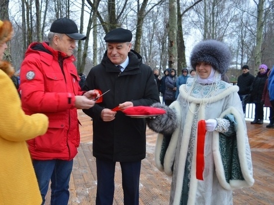 В Холмском районе открылся городской парк после реконструкции