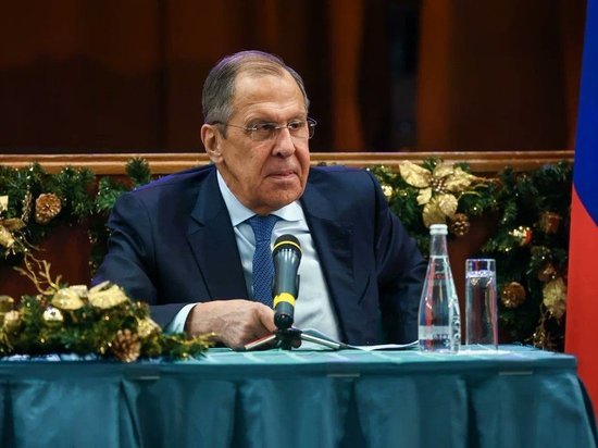 Глава МИД РФ Лавров назвал условие переговоров о безопасности с США