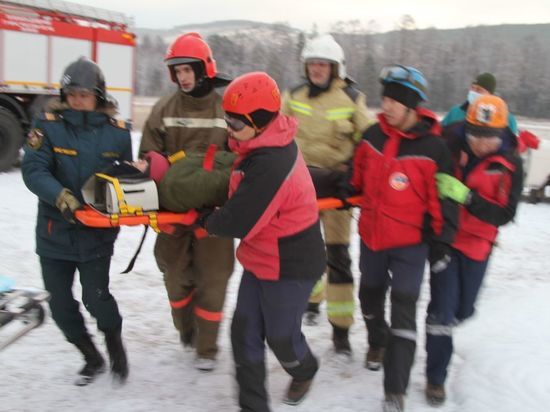 Жителям Бурятии объяснили правила пожарной безопасности на новогодних праздниках