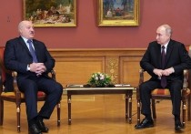 Президент России Владимир Путин и Белоруссии Александр Лукашенко проводят переговоры в Русском музее в Петербурге. Встреча лидеров состоялась 27 декабря.