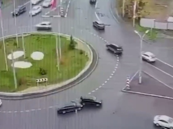 Подозреваемых в автоподставах мужчин задержали в Красноярске