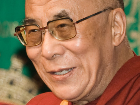 Далай-лама предрек наступление "смутных времен"
