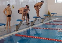 Во Дворце спорта «Надежда» городского округа Серпухов прошли соревнования по плаванию среди смешанных команд территориальных отделов муниципалитета