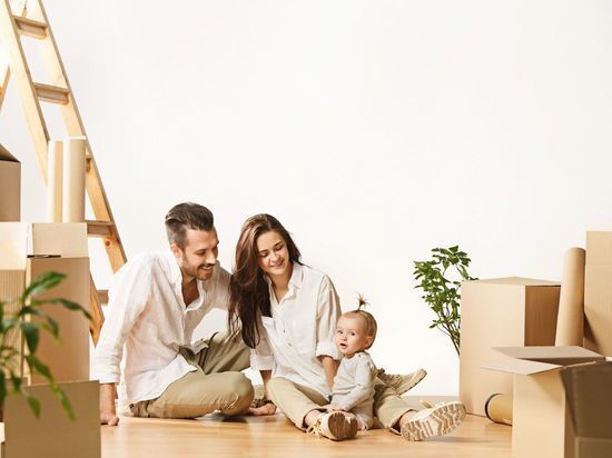 ВТБ начал принимать заявки на обновленную «семейную ипотеку»