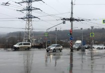 На пересечении улицы Волчанской и Михайловского шоссе в Белгороде реконструировали светофор