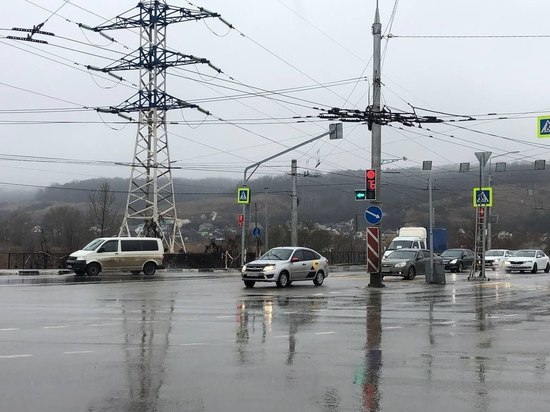 Светодиодные светофоры установили на пересечении Волчанской и Михайловского шоссе в Белгороде