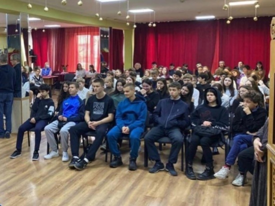 Сочинские школьники встретились с участниками СВО