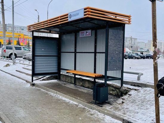 В Пензе по просьбам жителей поставили два остановочных павильноа