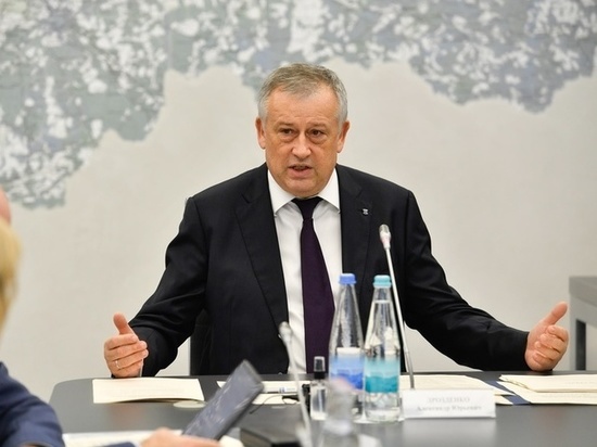 Губернатор Ленобласти вошел в топ-10 национального рейтинга глав регионов России