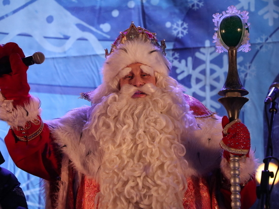 В Великий Новгород на Новый год прибудет поезд Деда Мороза