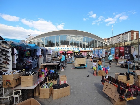 Свердловским предпринимателям разрешили продлевать договоры в сфере торговли без согласительных процедур