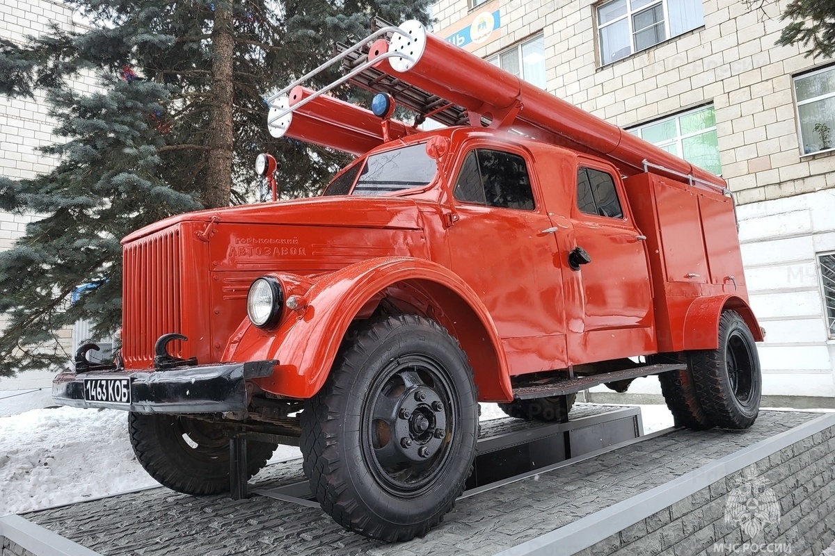 В Костроме открыли памятник пожарным