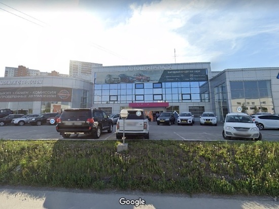 Более полумиллиарда рублей просят за здание автоцентра в Екатеринбурге