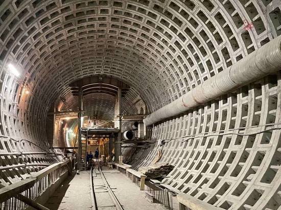 В Смольном назвали строительство метро самой сложной задачей года