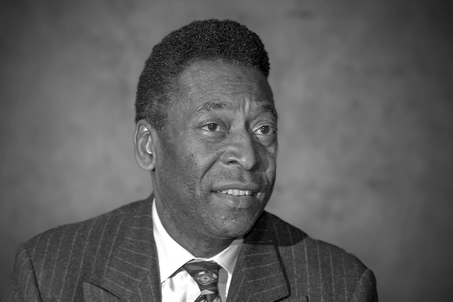 Pele is gone: we remember the main moments in the career and life of the king of football