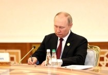Дмитрий Песков заявил журналистам, что Путин отправил новогодние поздравления зарубежным лидерам, но среди адресатов нет представителей недружественных стран