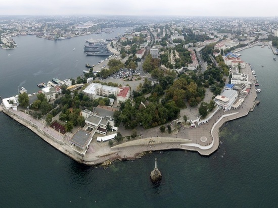 Севастопольские депутаты лишили себя права отзыва губернатора
