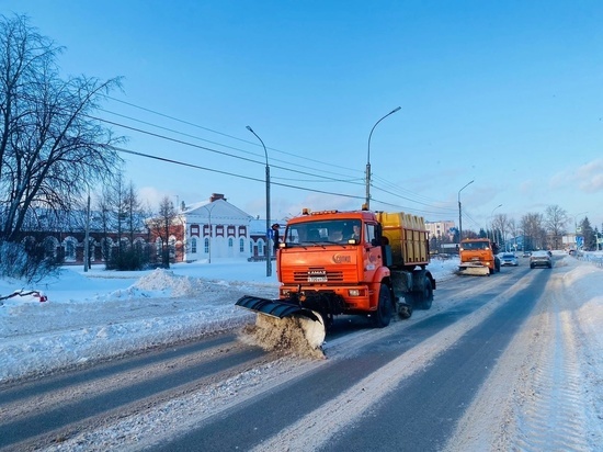 Новгородские дорожные службы перешли в режим повышенной готовности