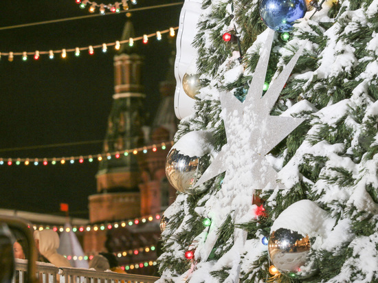 Феномен веры в магию Нового года объяснила подмосковный психолог