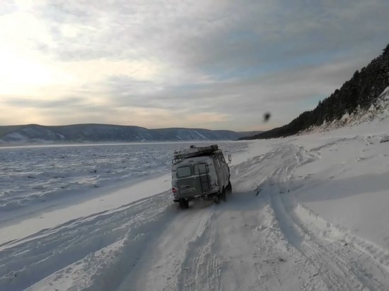 Движение по автозимнику Олекминск - Ленск пока запрещено