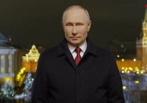 Глава государства Владимир Путин направил поздравительную телеграмму, в которой поздравил жителей региона с наступающим Новым годом и Рождеством